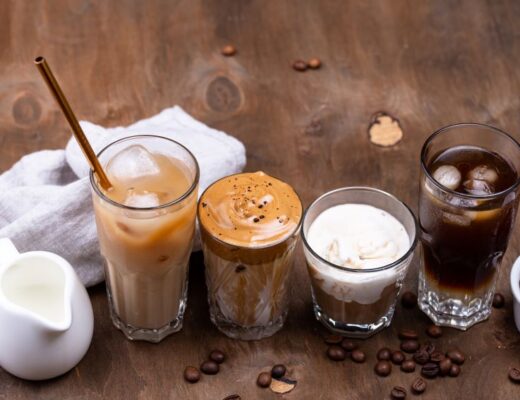 Cómo se llama la bebida que combina café con alcohol