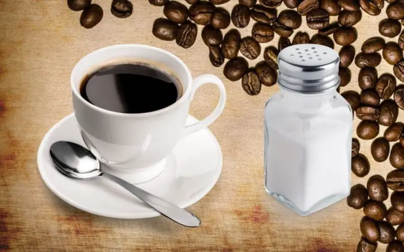 Cómo es el efecto del café con sal
